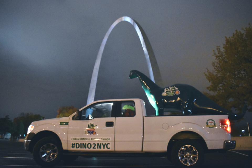 DINO Car at Gateway Arch