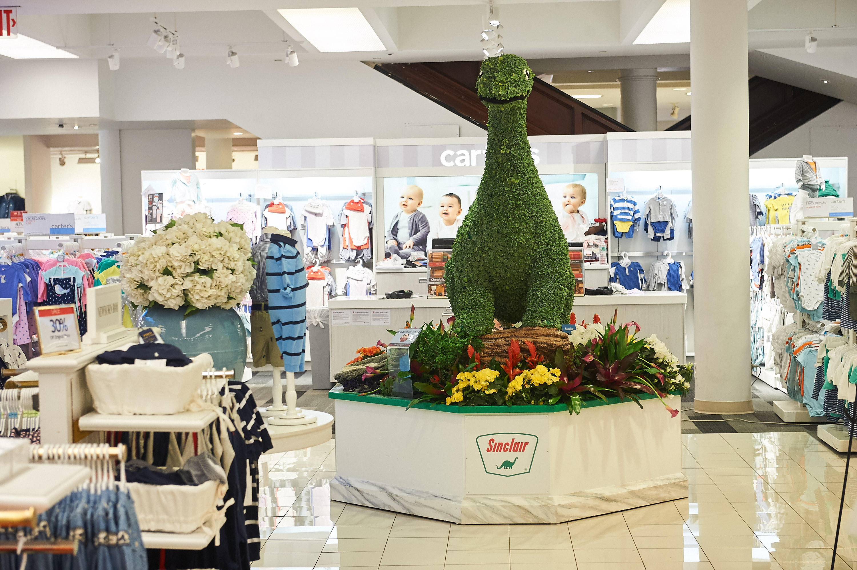 sinclair dino topiary 1