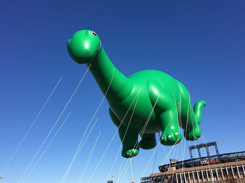 Dino Macys balloon