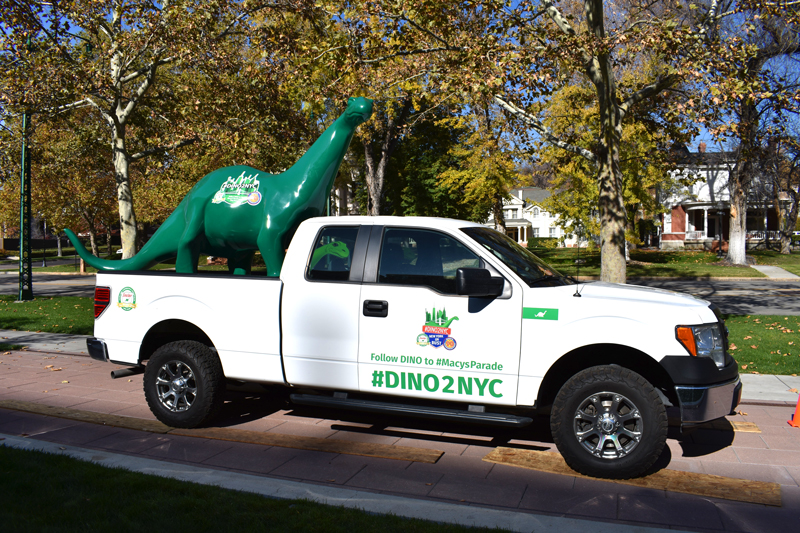 #DINO2NYC truck